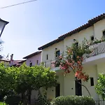 Otel Tara 3*