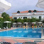 Tara Otel 3*