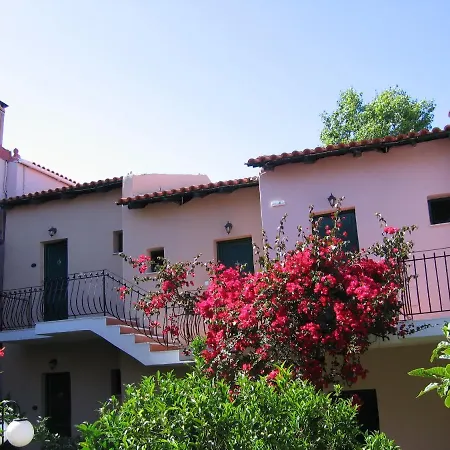Tara Hotel 3*